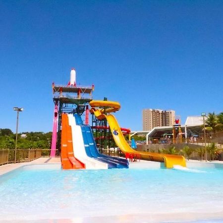 Villas Diroma - Ganhe 1 Dia No Diroma Acqua Park, Splash E Slide กัลดัสโนวัส ภายนอก รูปภาพ